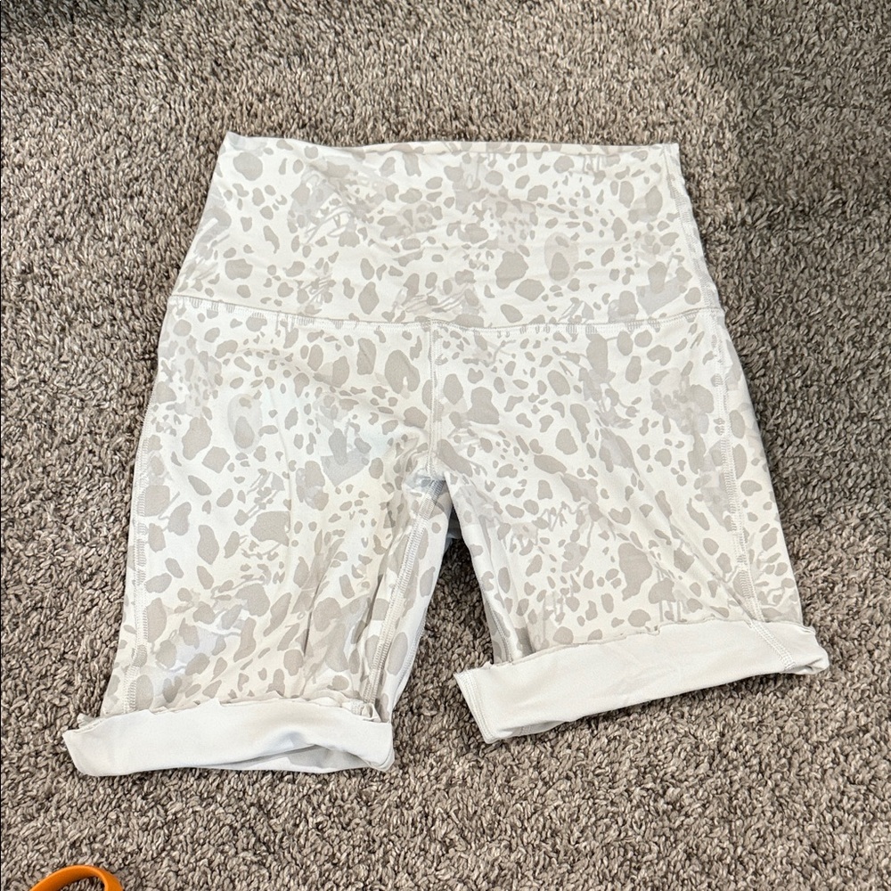 Lulu shorts